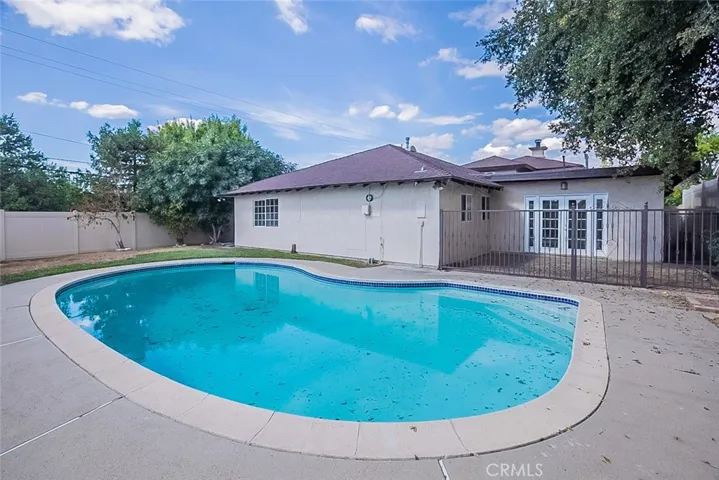 35613 Sierra Lane, Yucaipa, California 92399