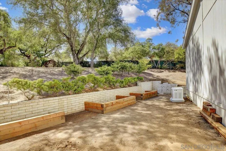 18218 Paradise Mountain Rd 17, Valley Center, California 92082
