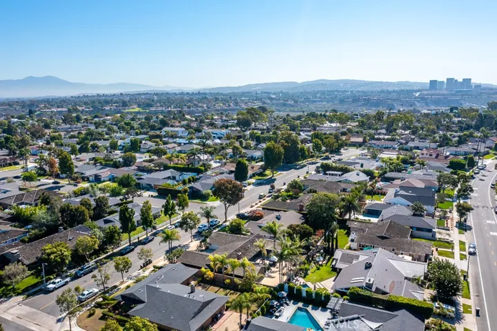 2045 Shipway Lane, Newport Beach, California 92660