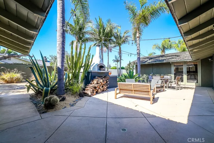 2045 Shipway Lane, Newport Beach, California 92660