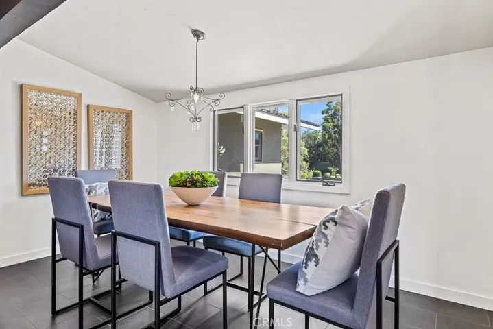 2045 Shipway Lane, Newport Beach, California 92660