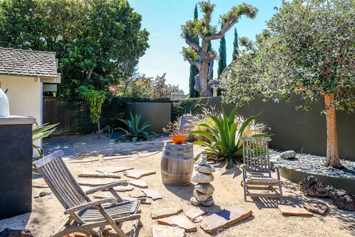 2045 Shipway Lane, Newport Beach, California 92660