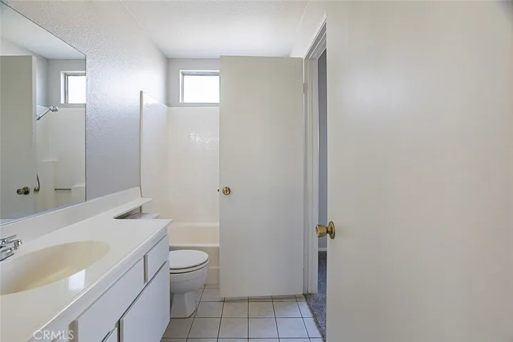 13747 Angeles Drive, Victorville, California 92392