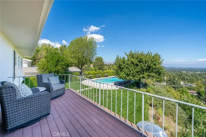 5860 Eilat Place, Woodland Hills, California 91367