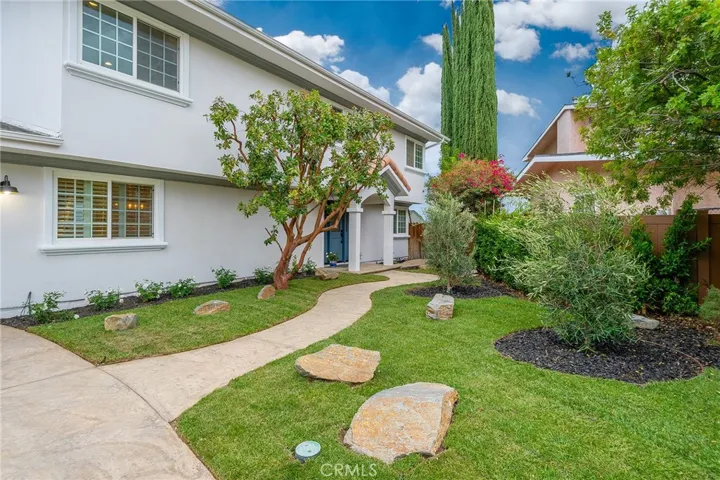 5860 Eilat Place, Woodland Hills, California 91367