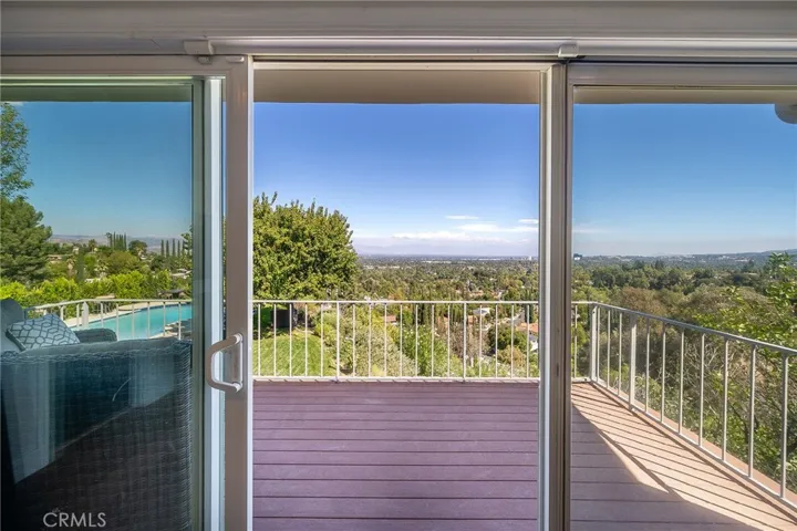 5860 Eilat Place, Woodland Hills, California 91367
