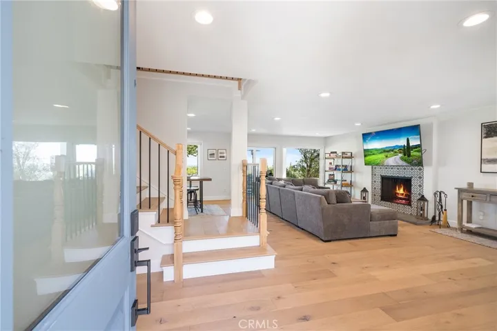 5860 Eilat Place, Woodland Hills, California 91367