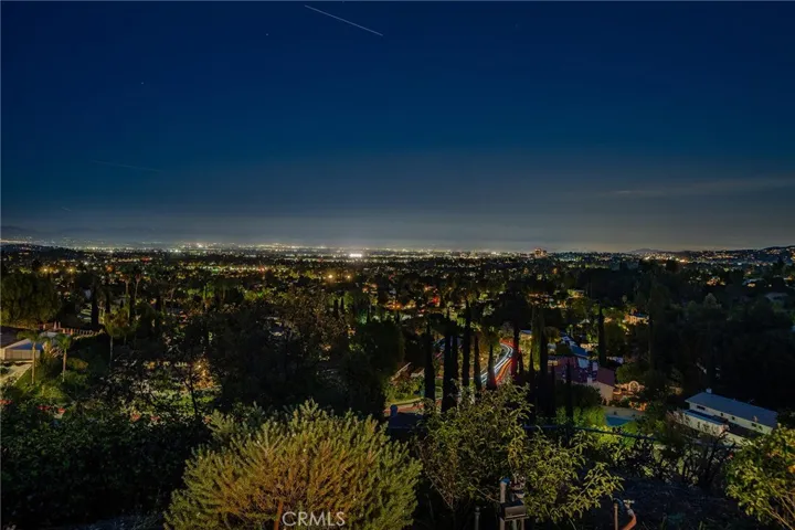 5860 Eilat Place, Woodland Hills, California 91367