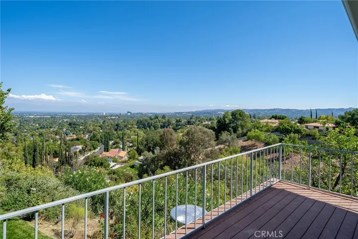 5860 Eilat Place, Woodland Hills, California 91367