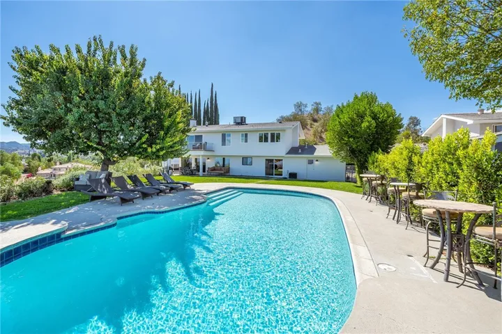 5860 Eilat Place, Woodland Hills, California 91367