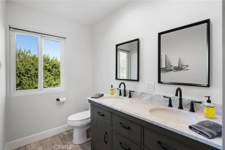 5860 Eilat Place, Woodland Hills, California 91367
