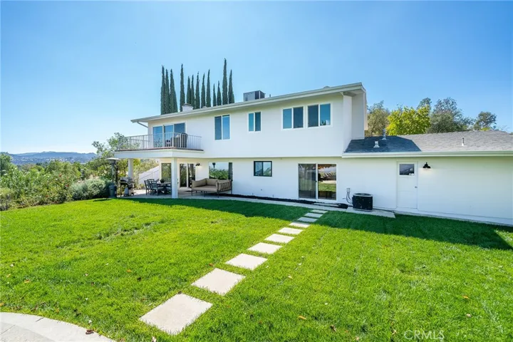 5860 Eilat Place, Woodland Hills, California 91367