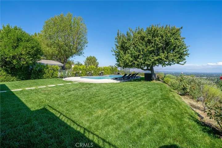 5860 Eilat Place, Woodland Hills, California 91367