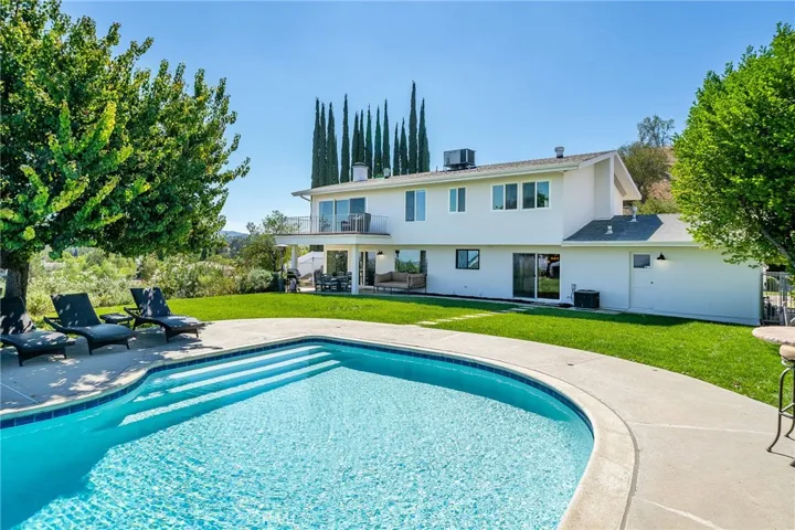 5860 Eilat Place, Woodland Hills, California 91367