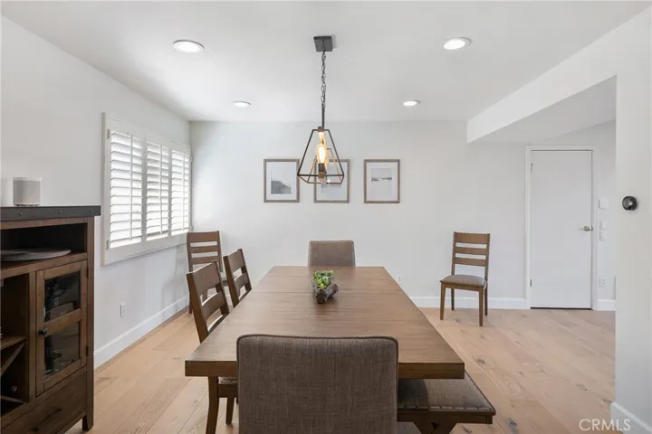 5860 Eilat Place, Woodland Hills, California 91367