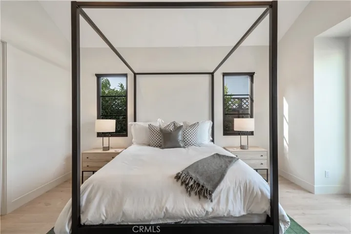 163 Broadway, Costa Mesa, California 92627