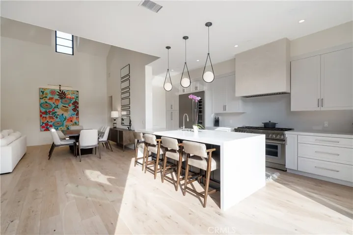163 Broadway, Costa Mesa, California 92627