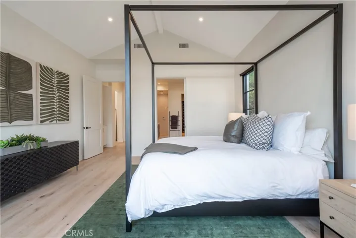 163 Broadway, Costa Mesa, California 92627