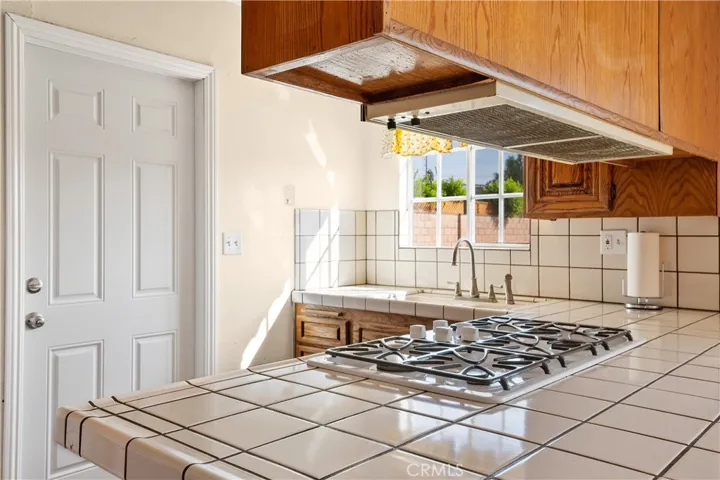 2230 Marshall Avenue, Simi Valley, California 93063
