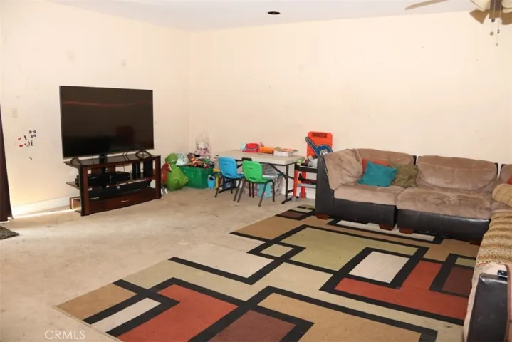 15171 Tyler Street, Sylmar, California 91342