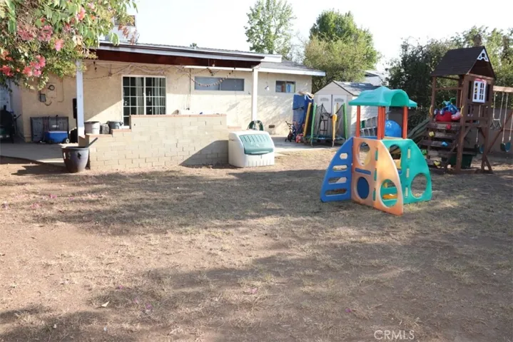 15171 Tyler Street, Sylmar, California 91342