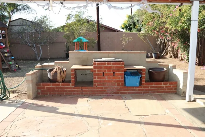 15171 Tyler Street, Sylmar, California 91342