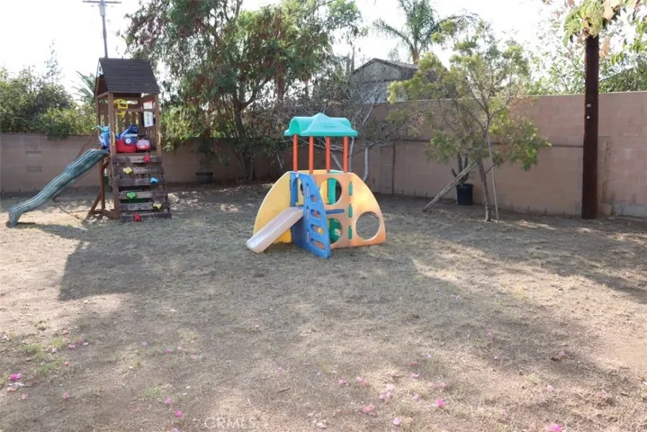 15171 Tyler Street, Sylmar, California 91342