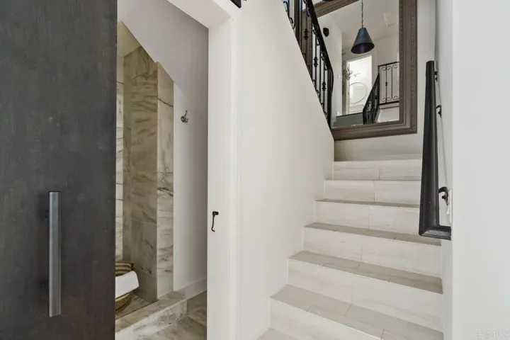 2175 Calle Frescota, La Jolla, California 92037