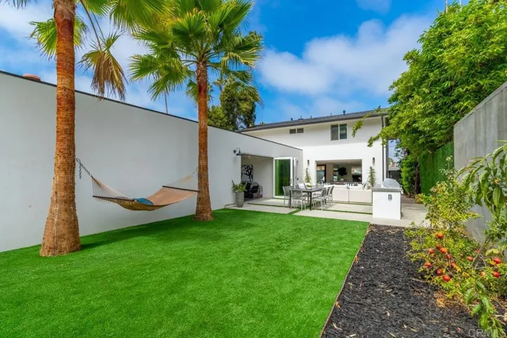 2175 Calle Frescota, La Jolla, California 92037