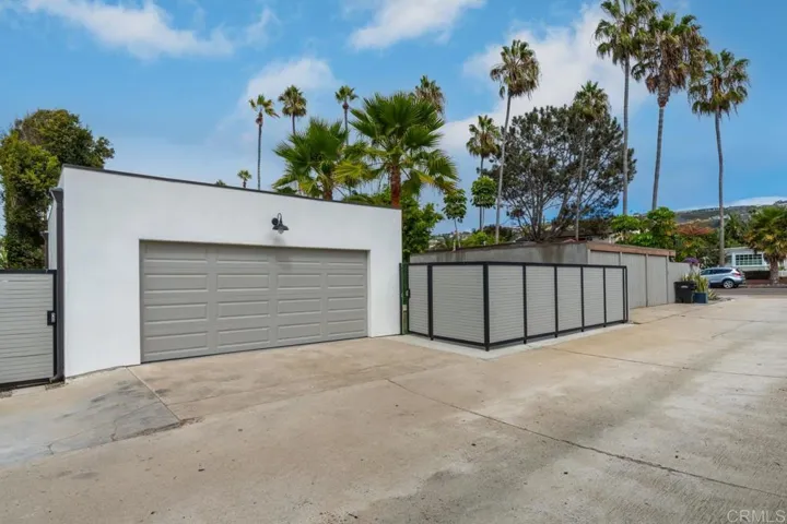 2175 Calle Frescota, La Jolla, California 92037