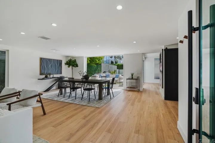 2175 Calle Frescota, La Jolla, California 92037