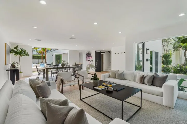 2175 Calle Frescota, La Jolla, California 92037