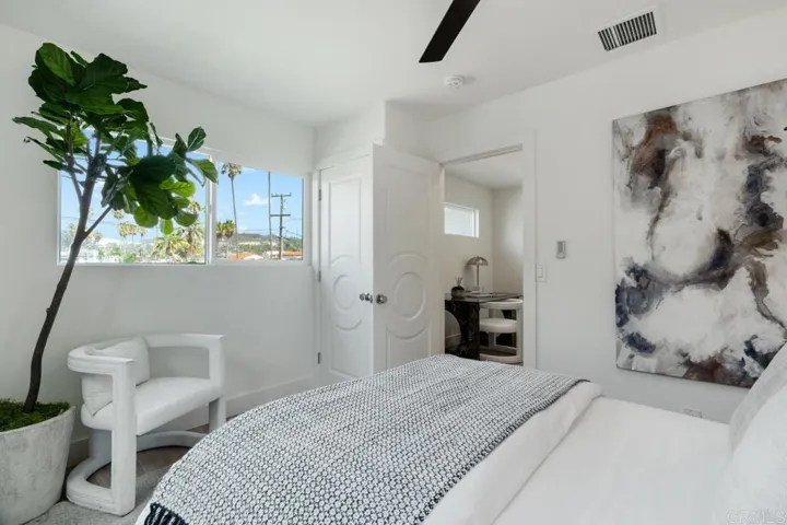2175 Calle Frescota, La Jolla, California 92037