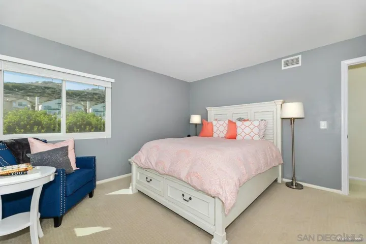 18135 Moon Song Ct, San Diego, California 92127