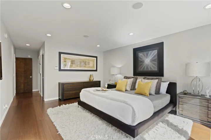 7634 Woodrow Wilson Drive, Los Angeles, California 90046