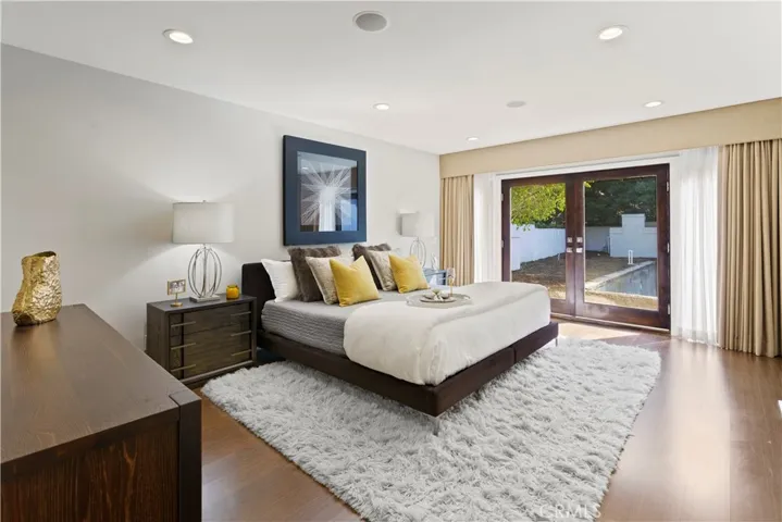 7634 Woodrow Wilson Drive, Los Angeles, California 90046