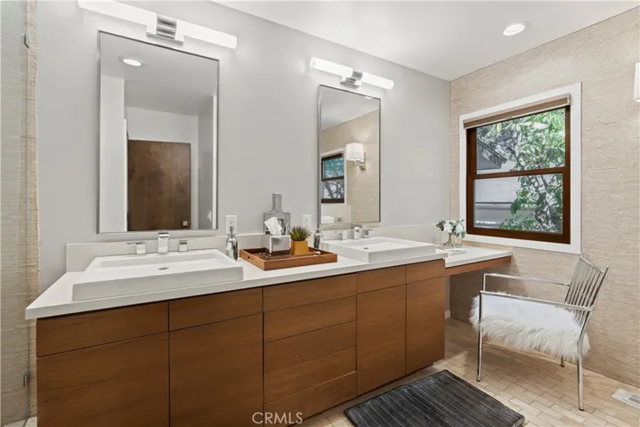 7634 Woodrow Wilson Drive, Los Angeles, California 90046