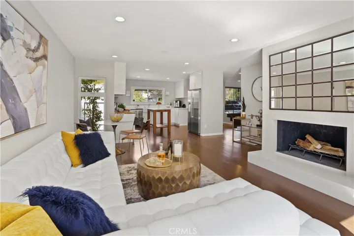 7634 Woodrow Wilson Drive, Los Angeles, California 90046