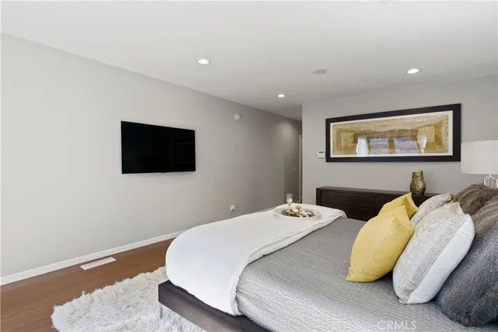 7634 Woodrow Wilson Drive, Los Angeles, California 90046