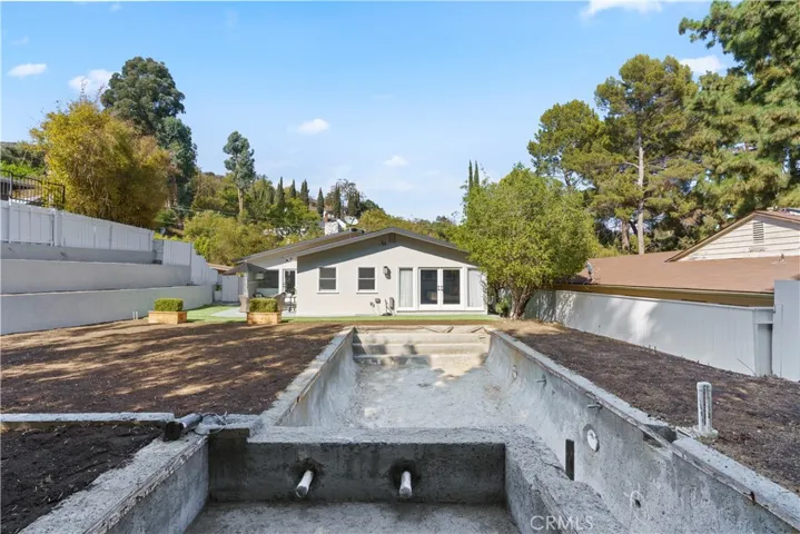 7634 Woodrow Wilson Drive, Los Angeles, California 90046