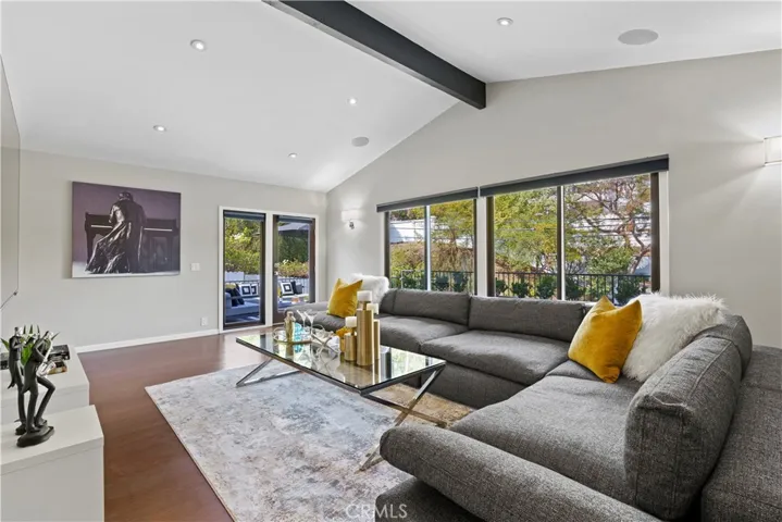 7634 Woodrow Wilson Drive, Los Angeles, California 90046