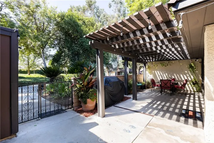2764 Tropicana Drive, Riverside, California 92504