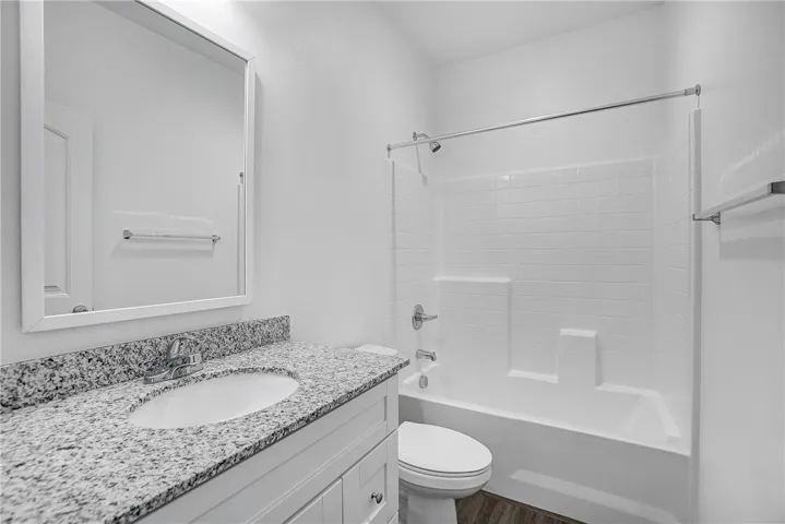 1038 Kiwi, Riverside, California 92501