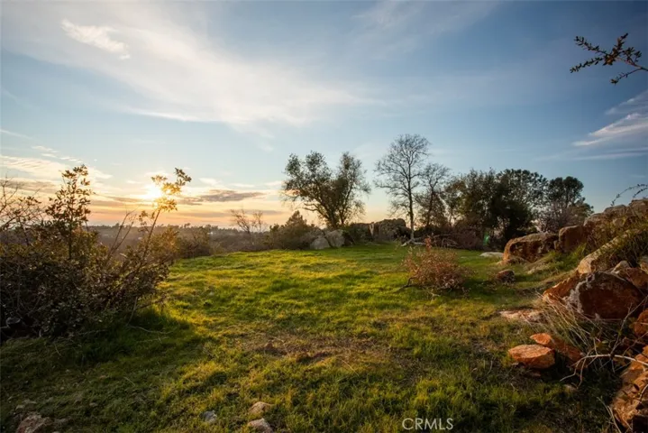141 Little Oak Road, Oroville, California 95966