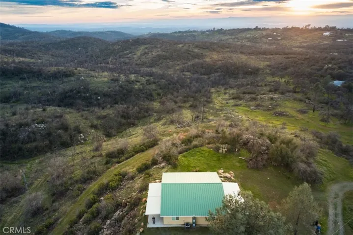 141 Little Oak Road, Oroville, California 95966