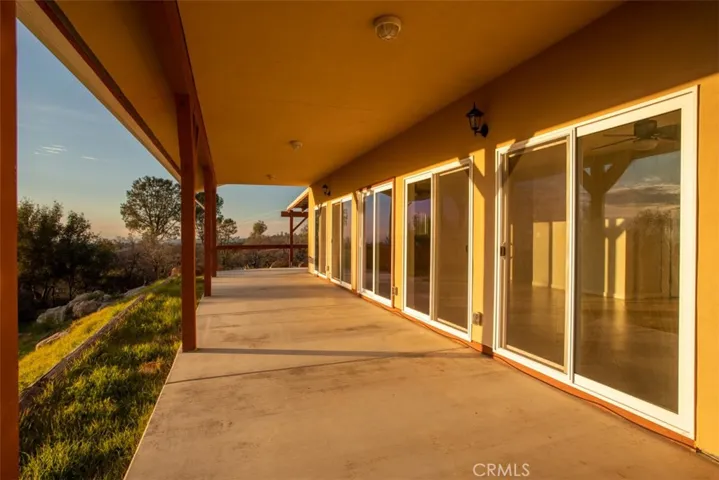 141 Little Oak Road, Oroville, California 95966