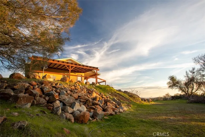 141 Little Oak Road, Oroville, California 95966