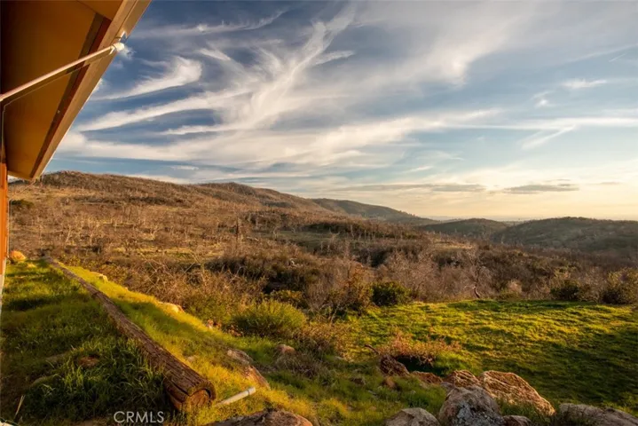 141 Little Oak Road, Oroville, California 95966