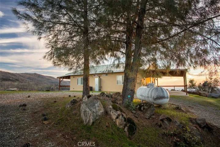 141 Little Oak Road, Oroville, California 95966