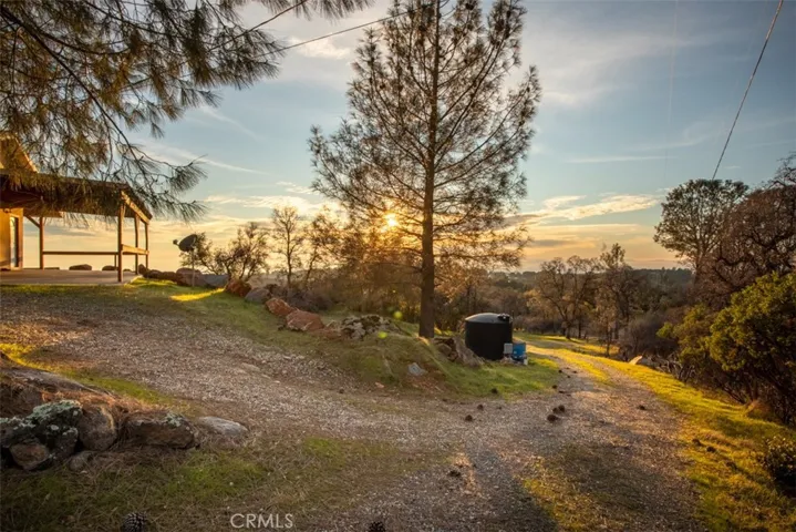 141 Little Oak Road, Oroville, California 95966